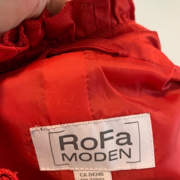 Red statement blazer - Picture 6 of 8